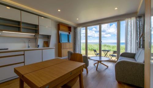 Deluxe Apartment with Sea View