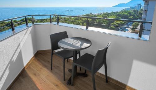 Junior Suite with Ocean View