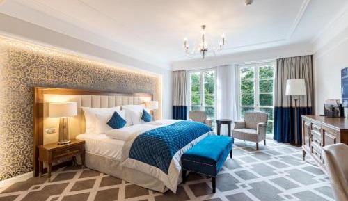 King Room with Garden View