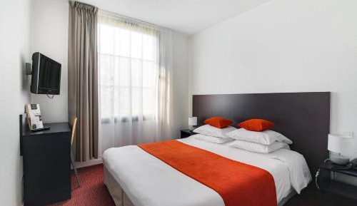 Double Room (1 - 2 Adults)