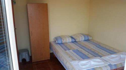 Small Double Room with Sea View 