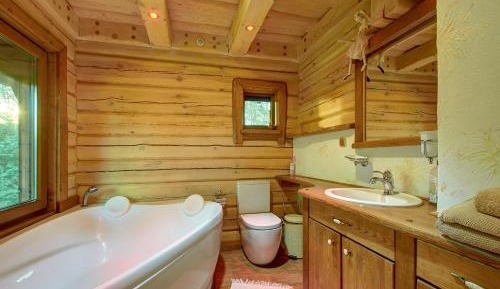 One-Bedroom Cottage