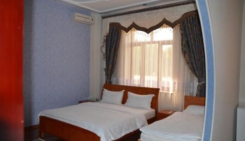 Luxury Triple Room