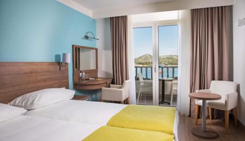 Superior Annex Room with Balcony and Partial Sea View