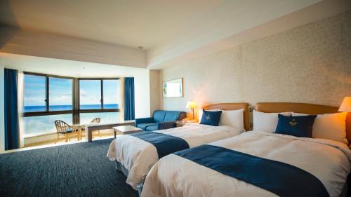 Superior Twin Room (14th - 19th Floor)