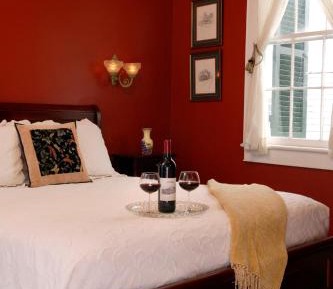 Queen Room with Spa Bath