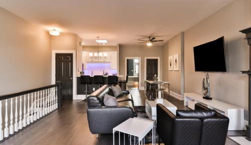 Apartment with Balcony