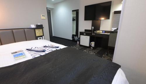 Double Room - Non-Smoking 