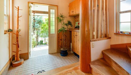 Family Room with Garden View