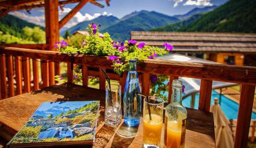 Quadruple Room with Mountain View