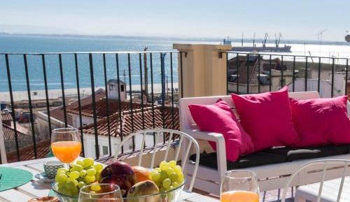 Three Bedroom apartment with terrace and river view