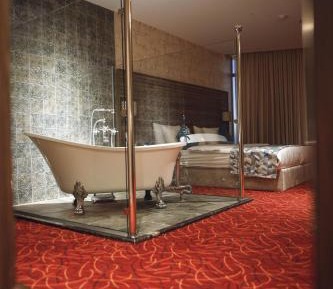 Superior King Suite
