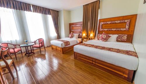 Deluxe Double or Twin Room with City View