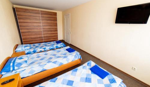 Economy Room (5 adults)