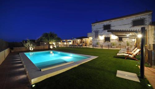Deluxe Villa