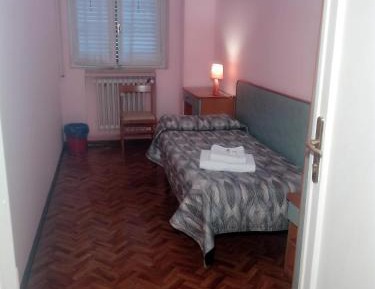 Single Room with Shared Bathroom