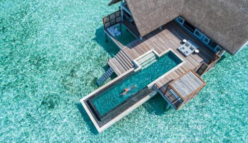 Sunrise Water Villa with Pool