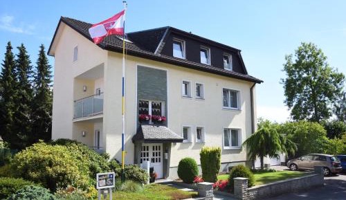 Two-Bedroom Apartment (3 Adults)