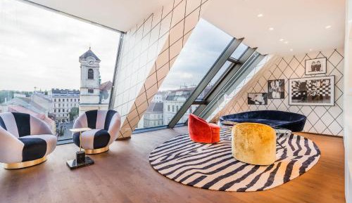 Penthouse Apartment