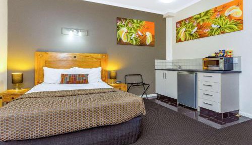 Executive Room with Kitchenette