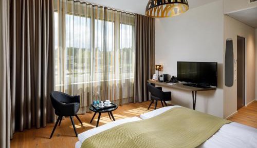 Deluxe Double Room with Bath
