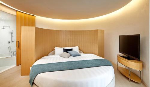 Dominique Perrault (Warm pool) - 96 Type (4 Rooms)