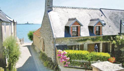 Two-Bedroom Holiday Home