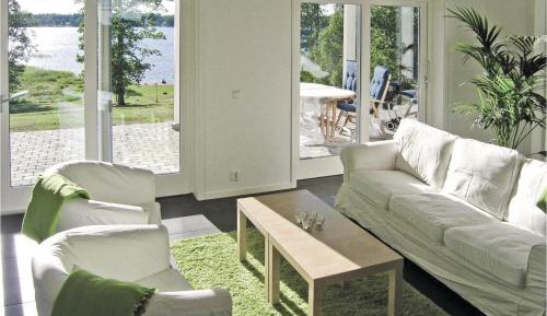 Three-Bedroom Vacation Home 