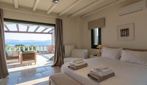 Suite with Sea View & Balcony