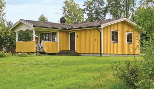 Two-Bedroom Holiday Home