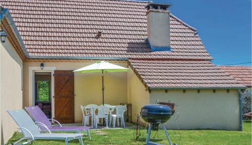 Three-Bedroom Holiday Home 