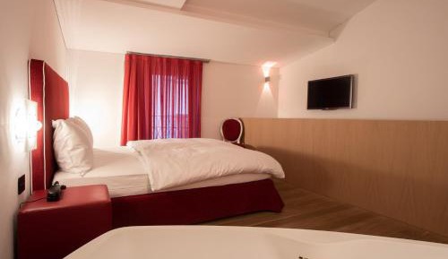 Deluxe Junior Suite