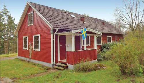 Four-Bedroom Holiday Home