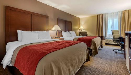 Queen Room with Two Queen Beds - Non-Smoking