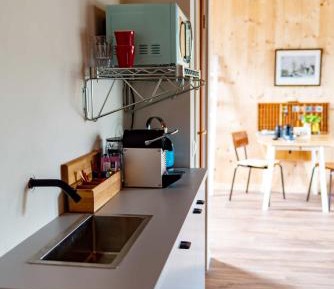 Deluxe Apartment
