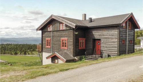 Nine-Bedroom Holiday Home