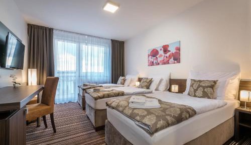 New Triple Room with Balcony