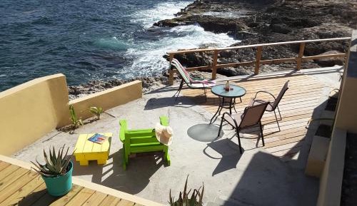 Deluxe 2bedroom/2bathroom  oceanfront apartment 