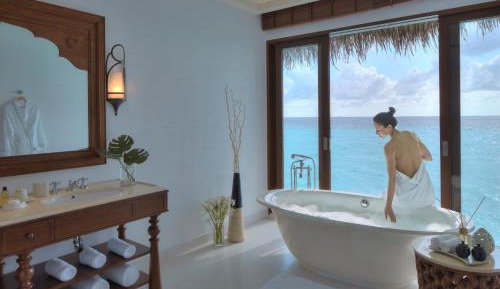 One-Bedroom Water Villa