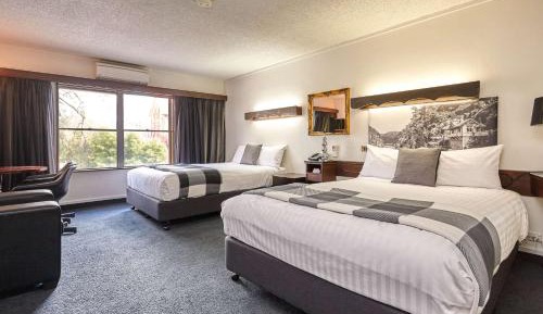 Executive Queen Room - Non-Smoking