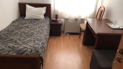 Single Room with Bathroom