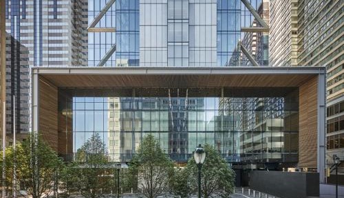 Premier Cityscape King Room 