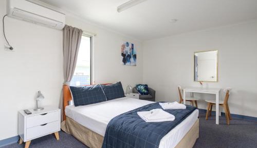 Double Cabin (2 Adults)