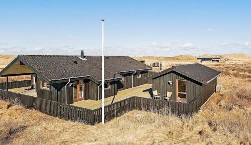 Four-Bedroom Holiday Home