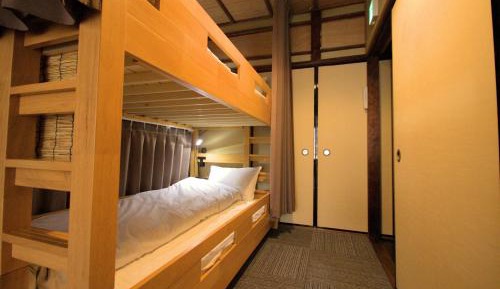 Bunk Bed in Mixed Dormitory Room