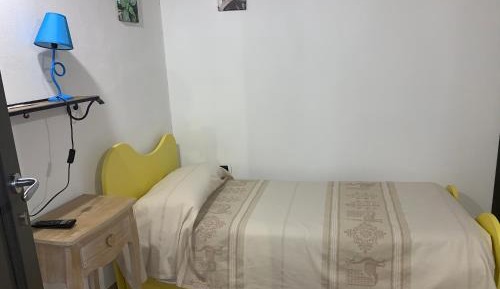 Single Room with Private Bathroom