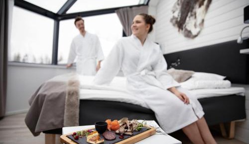 Premium igloo with alcove