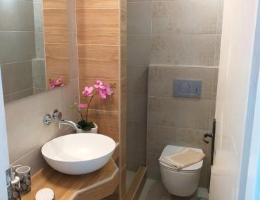 Apartment (4 Adults)