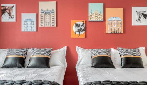 Deluxe Apartment