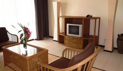Junior One-Bedroom Suite